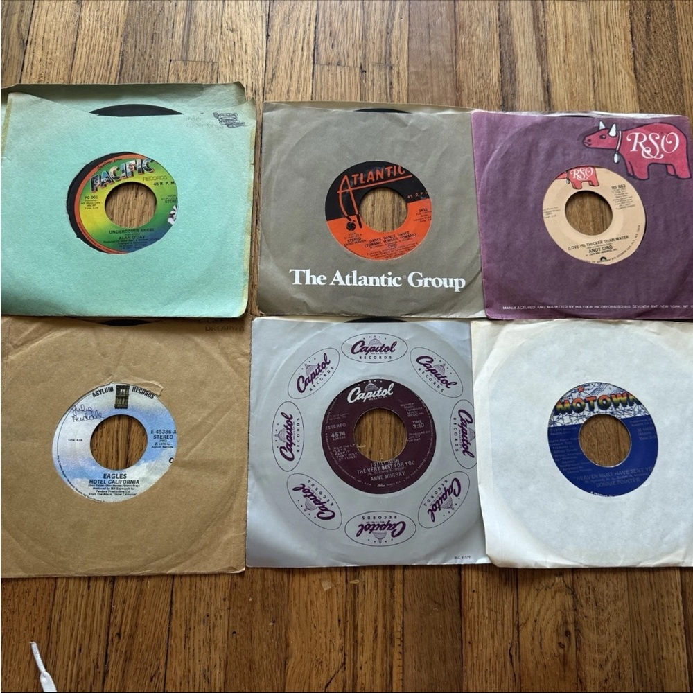 Lot Of 45 1970s 7” 45rpm Records with Case - Picture 6 of 11